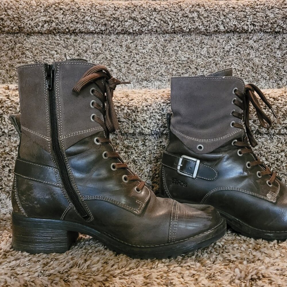 Taos Footwear Brown Combat & Moto Boots